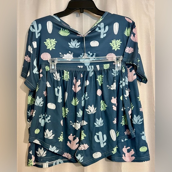 SHEIN Other - SHEIN Cactus Print Pajama Set Women’s XL Soft Stretch Lounge Set